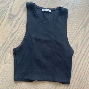 Black cropped Zara tank